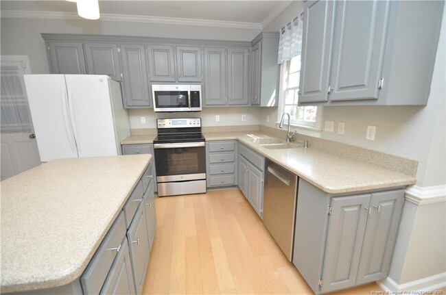 Building Photo - 101 Glen Hearth Ct