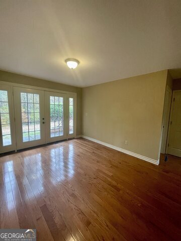 Building Photo - 242 Ebenezer Church Rd