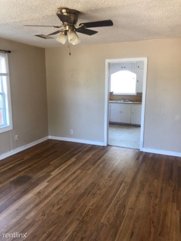 Building Photo - 2 br, 1 bath House - 832 Austin St