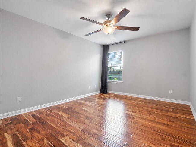 Building Photo - 802 Wood Mesa Dr