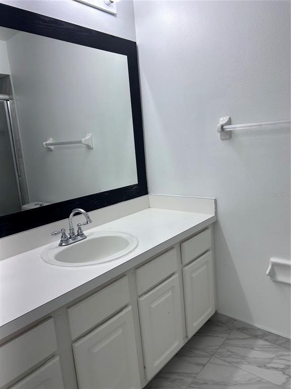 Building Photo - 2608 Spring Hill Dr