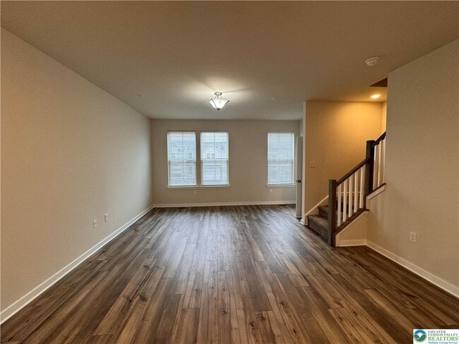 Building Photo - 7634 Clayton Ave