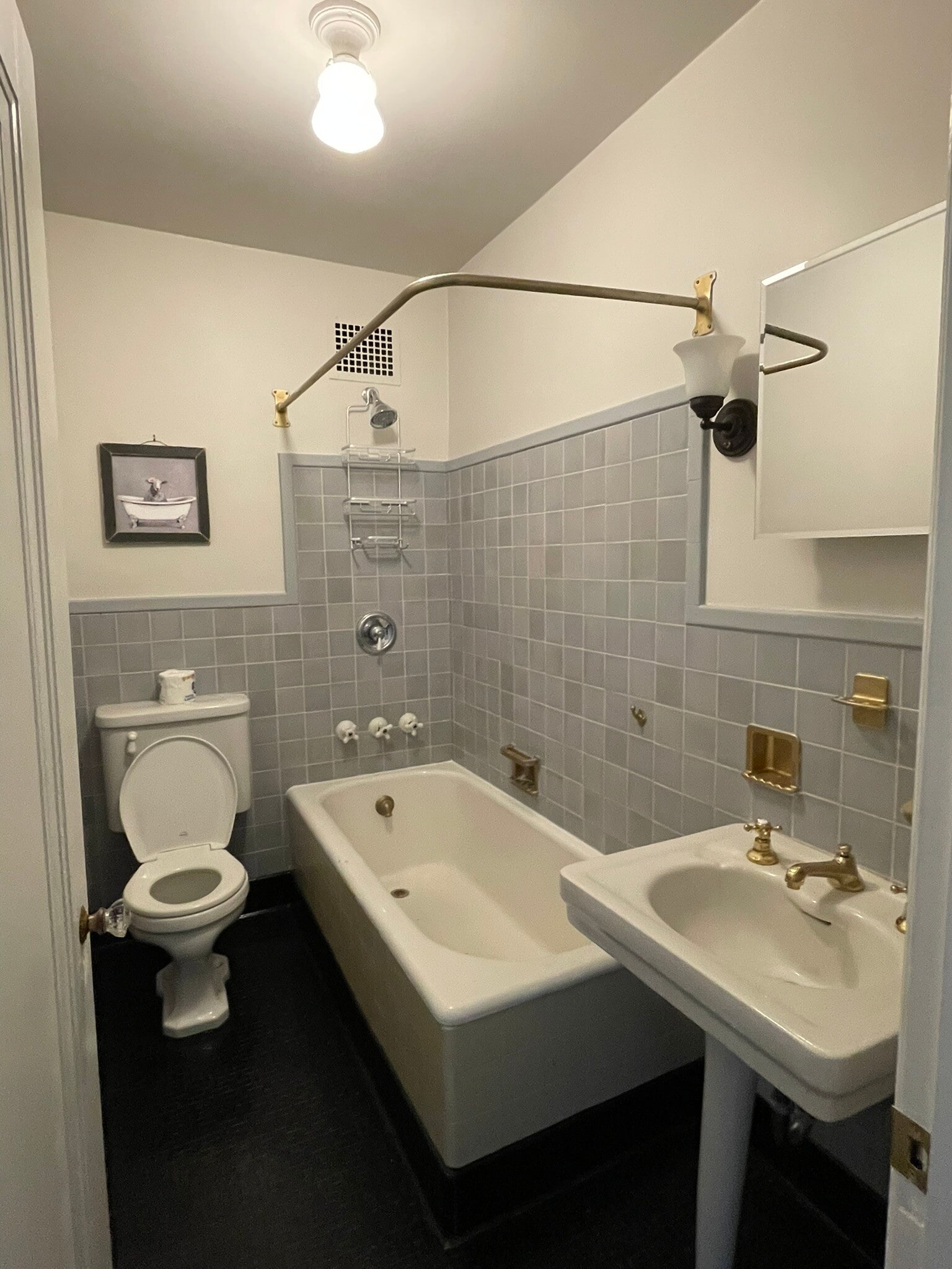 Bathroom - 11 Ricker Park