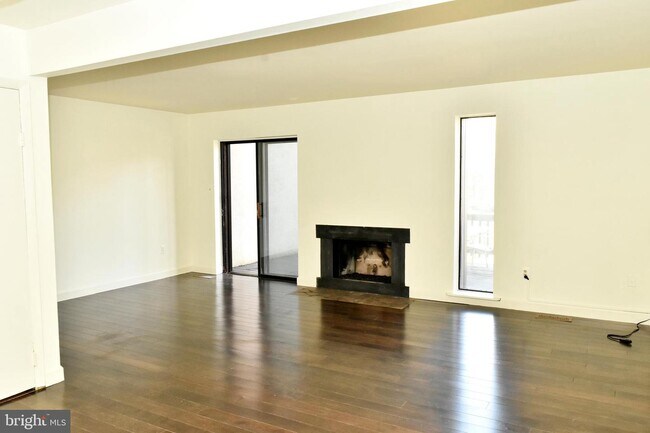 Building Photo - 10168 Placid Lake Ct