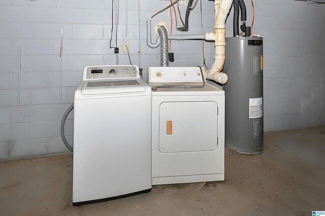 Building Photo - 1213 Oakwood St