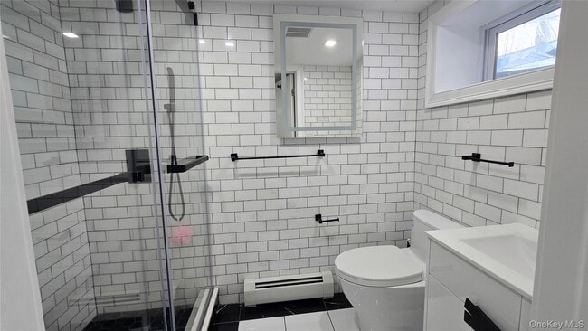 Building Photo - 80-06 209th St