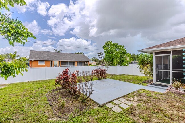 Building Photo - 9084 Caloosa Rd