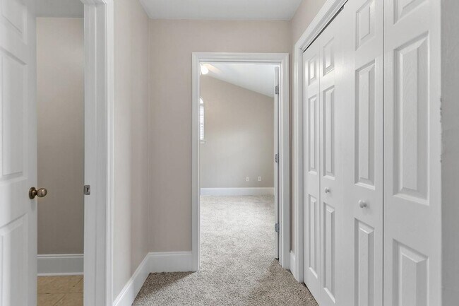 Building Photo - 2602 Fenwood Ct