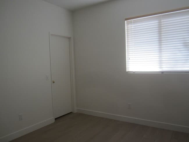 Building Photo - HIDDEN SPRINGS HACIENDA