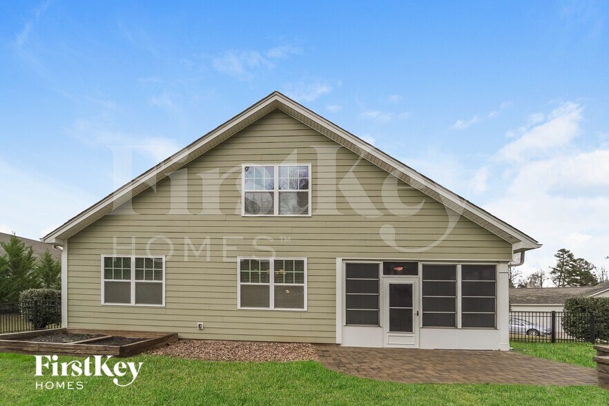 Building Photo - 124 Ridgemont Ln