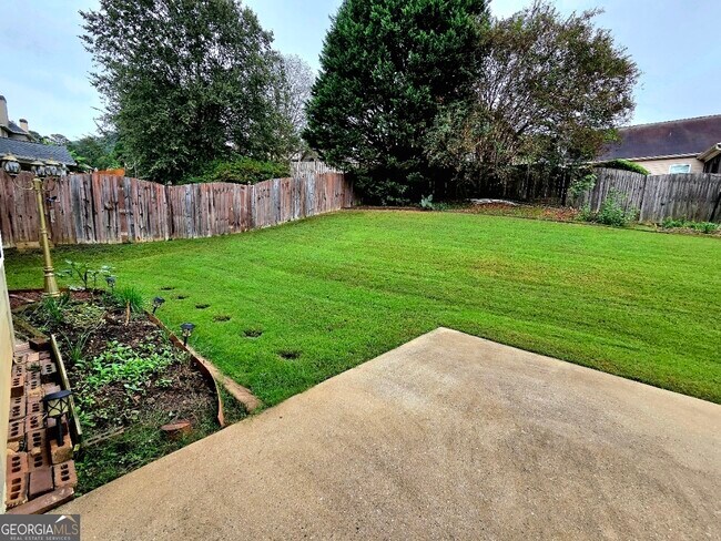 Building Photo - 1355 Magnolia Park Cir