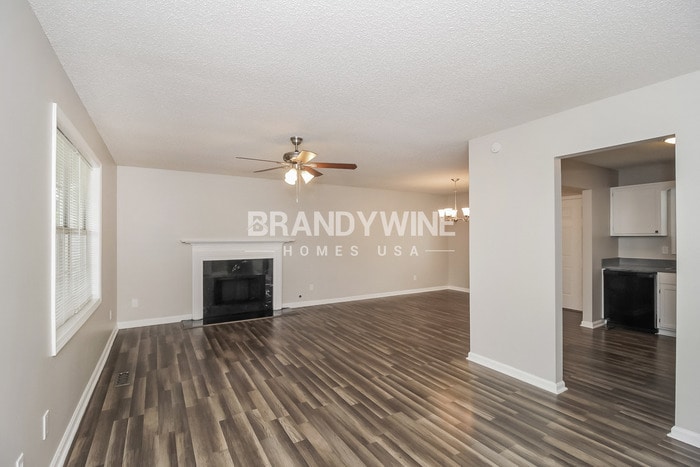 Building Photo - 230 Brookside Dr