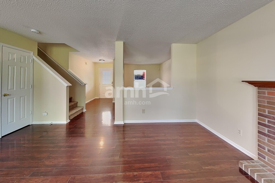 Building Photo - 14470 Angel Berry Cir