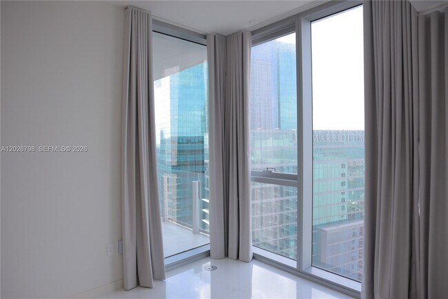Building Photo - 300 Biscayne Blvd Way