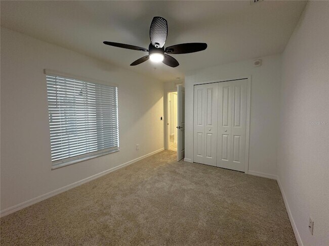 Building Photo - 14271 Heritage Landing Blvd