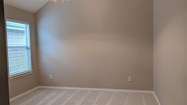 Building Photo - 12934 Palm Leaf Ct