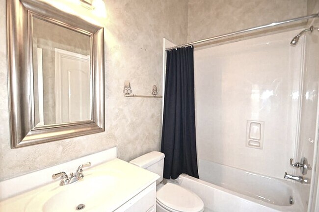 Building Photo - 5926 Solar Point Ln