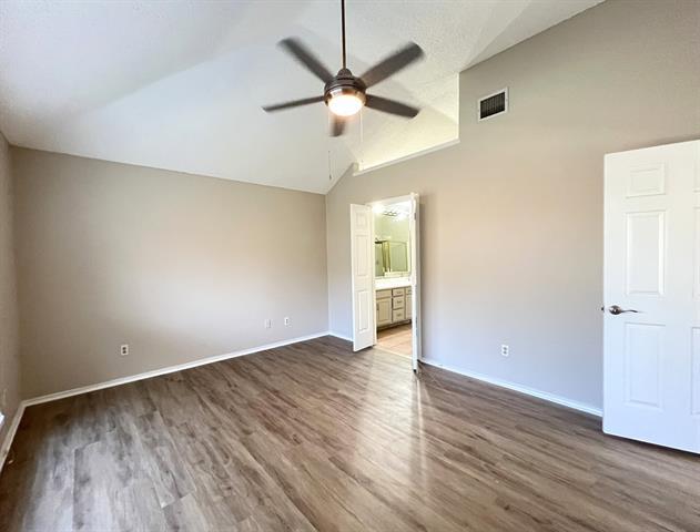Building Photo - 5013 Hearthcrest Dr