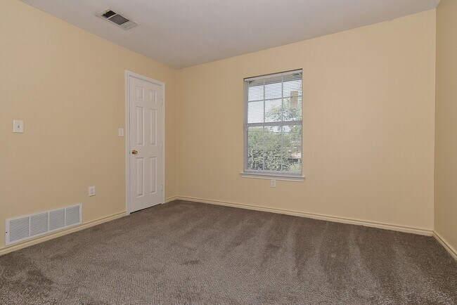 Building Photo - STANFORD.3406 A-B