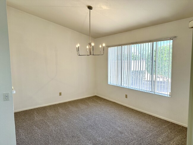 Building Photo - Wonderful Gated SunBird Golf Resort home f...