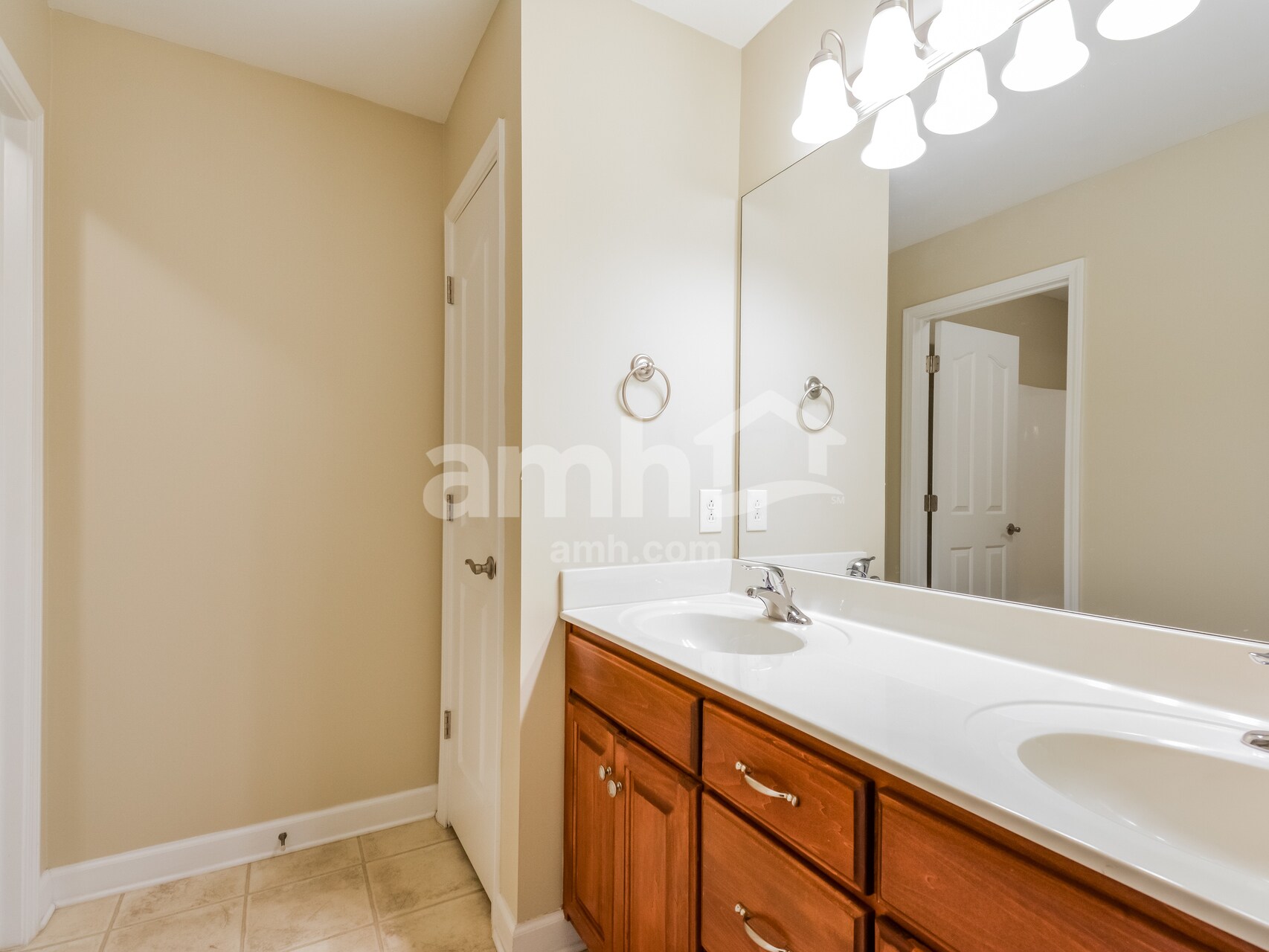 Building Photo - 1108 Tiger Woods Way