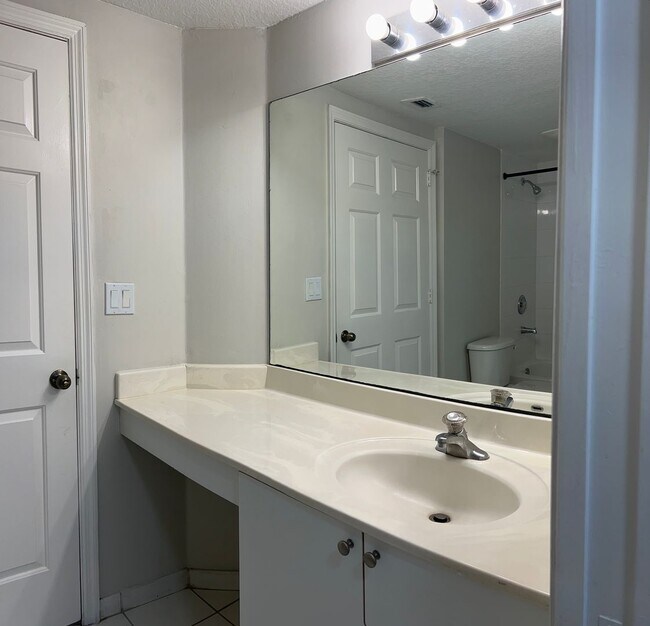 Building Photo - Move-In Deals Up to $2,000 + Utility Connection Fee Waived—Don’t Miss Out