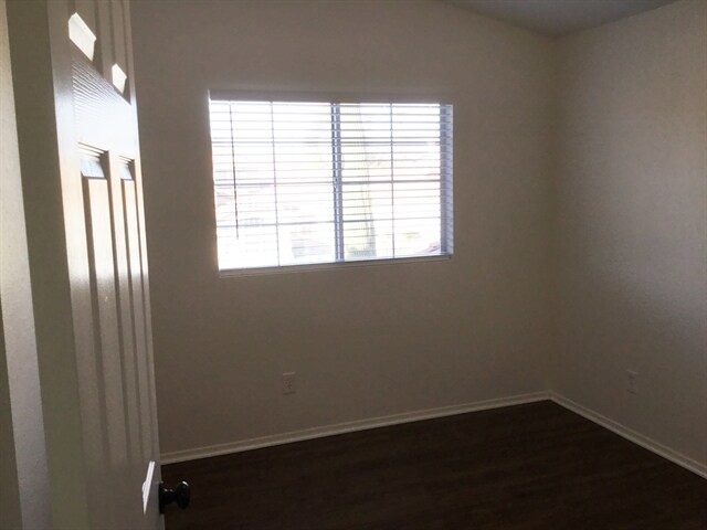 Building Photo - 15439 S 45th St