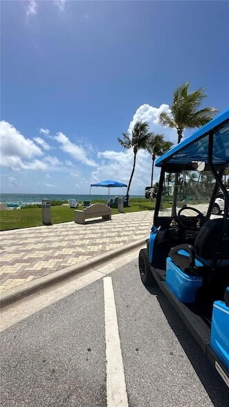 Building Photo - 330 SE 20th Ave