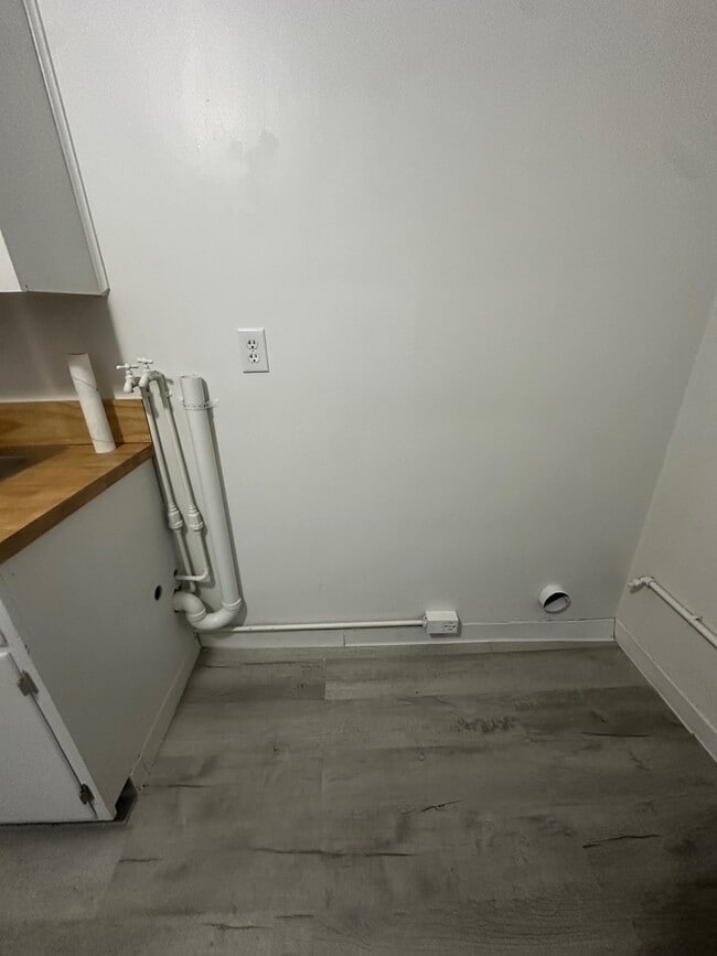 Building Photo - 1518 13th St