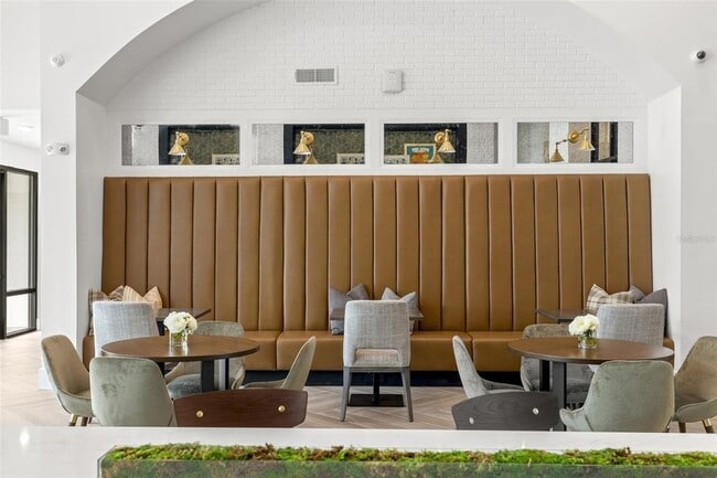 Building Photo - 7210 Interbay Blvd