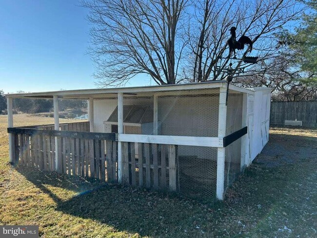 Building Photo - 112 Virginia Dr