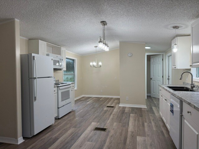 Building Photo - 4660 Creek Meadow Trail