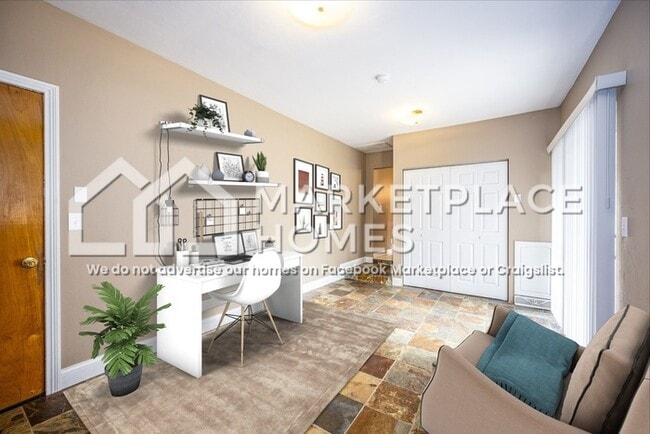 Building Photo - 2820 Oriole Dr