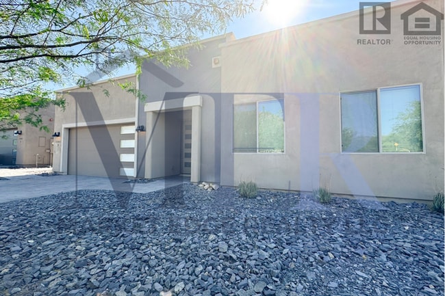 Building Photo - 3Bed/2Bath Home In Cave Creek! Move-In Rea...