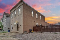 Building Photo - 3022 S Wood Ave