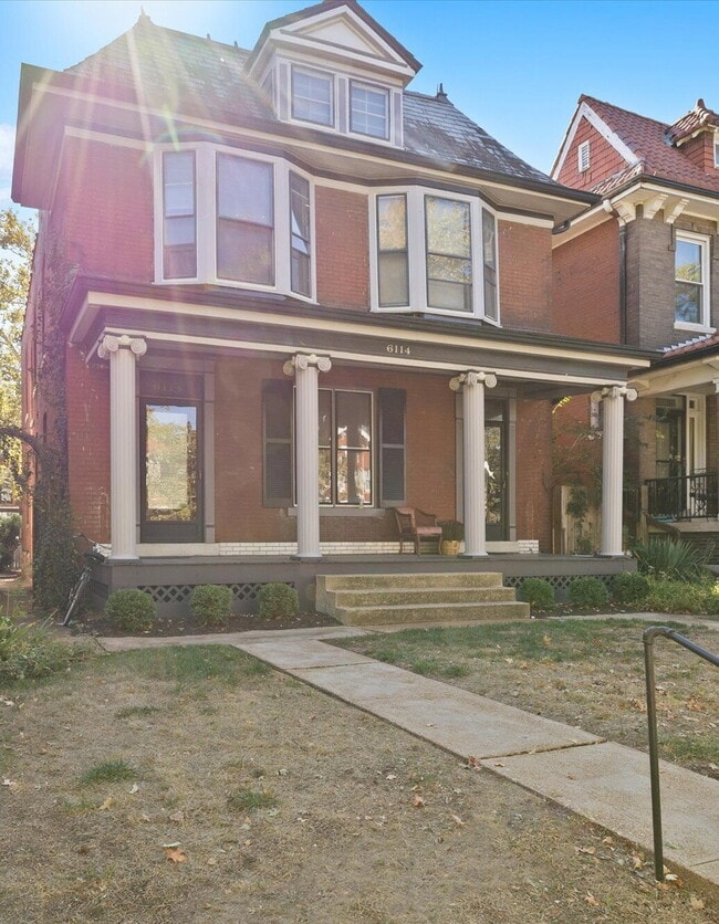 Building Photo - 6114 Waterman Blvd