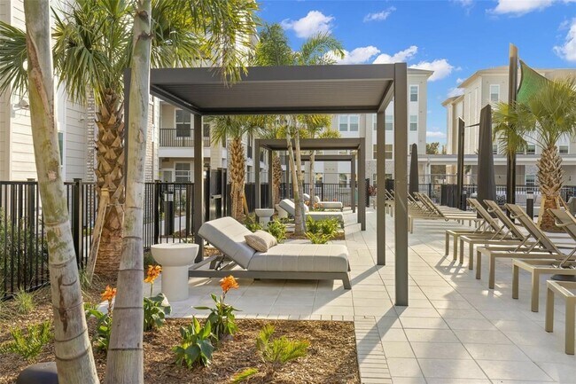 Building Photo - 7210 Interbay Blvd