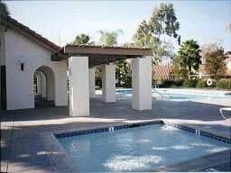Building Photo - Escondido 3 Br Gated LOVELY Townhome 2 pat...