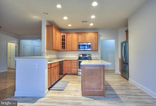 Building Photo - 4805 Mantlewood Way