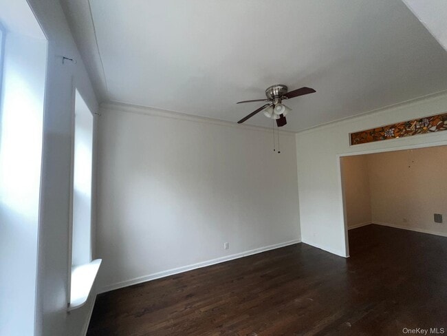 Building Photo - 62-18 60th Dr