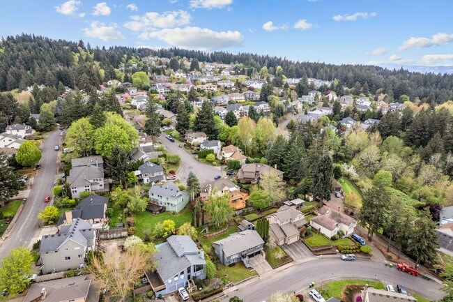 Building Photo - 7393 SW Bayberry Dr