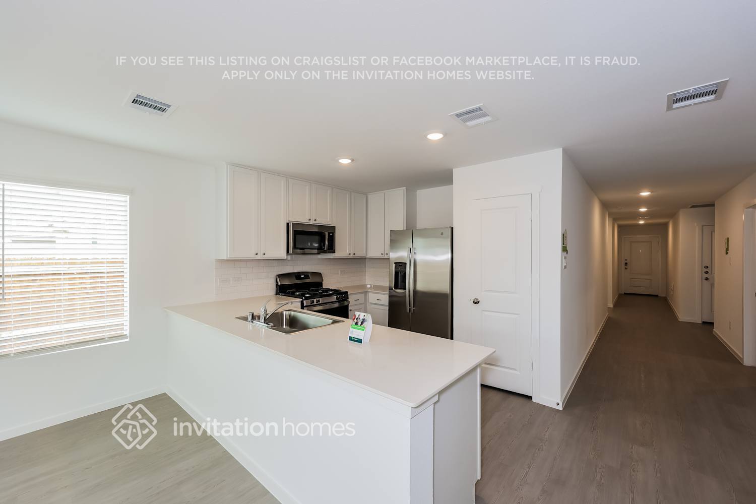 Building Photo - 2712 Harwell Dr