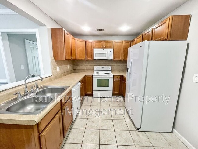 Building Photo - 1322 George W Brumley Way SE
