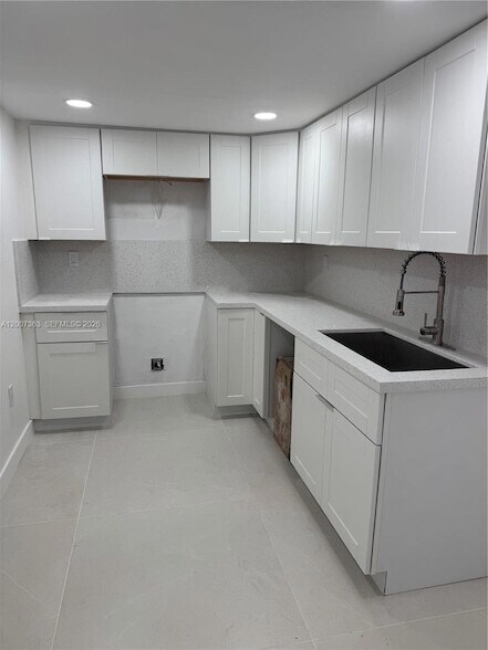 Building Photo - 8261 NW 8th St