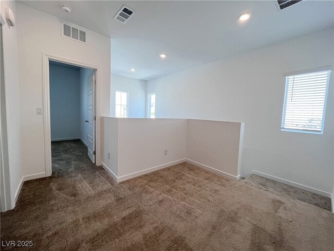 Building Photo - 2942 Gaffer Film St