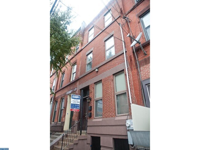 Building Photo - 1531 Poplar St