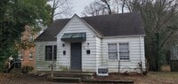 Building Photo - 2807 Spring Garden St