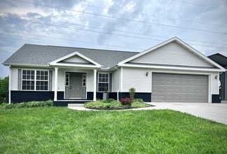 Building Photo - 3905 Hillside Terrace Ln