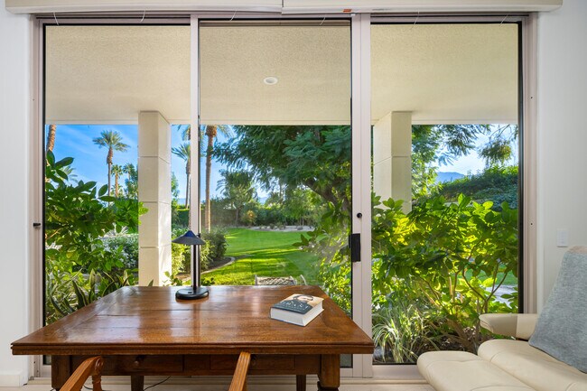 Building Photo - 40745 Morningstar Rd