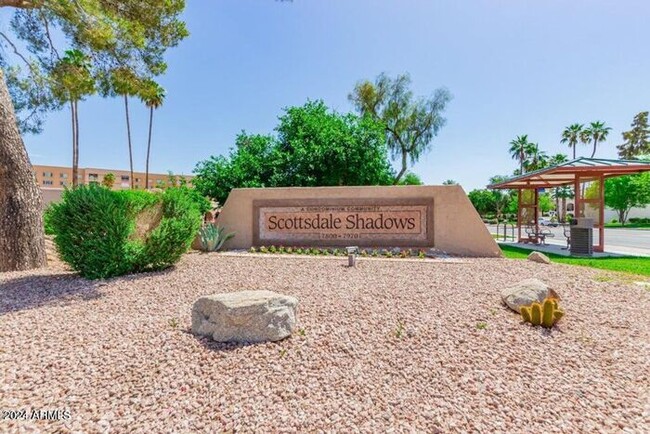 Building Photo - Lovely Scottsdale Shadows Rental